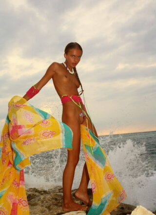 Mystical Set With An Unbelievable Beauty Of A Girl Who Gets Naked And Paints Wonderful Art On Her Precious Parts