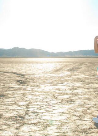 What Makes The Desert Even Hotter? Lynn Naked!