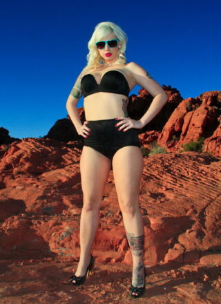 Lynn Pops In The Valley Of Fire Nevada. Shes As Hot As The Desert