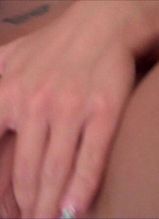 Cherry Zips: Caprice Getting Fingered And Then Sucking On Her Bosses Shaft