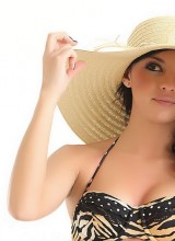 Radiant Desire: Tenn Hottie Audrey In Her Bikini Having Fun With Her Big Floppy Hat