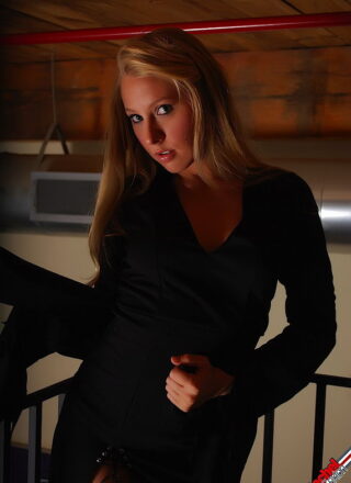 Rachel Sexton - Blonde Mistress Of The Night