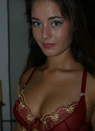 Total Super Cuties: Linda - Dark Red Lingerie