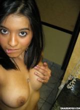 Share My Gf: Naked Girlfriend Takes Selfshot Pictures