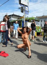 Als Scan: Michaela Isizzu - Nude In Public