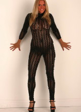 Nextdoor-models: Leslie Scarscelli - Black Cat Suit