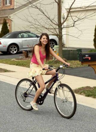 Als Scan: Shyla Jennings - Pro Cyclist