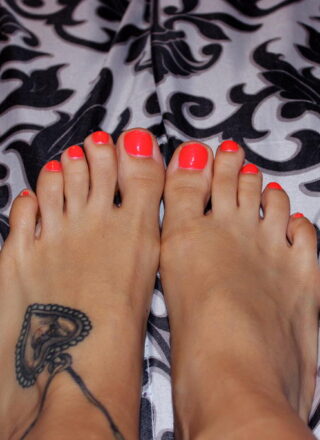 Andi Land - Kiss My Feet