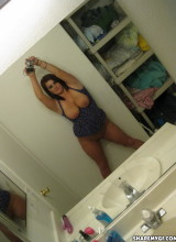 Share My Gf: Chubby Girlfriend Takes Selfshot Pictures