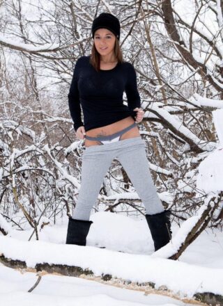 Nikki Sims - Last Snow