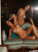 Alluring Vixens: Franchesca and Candace show off their perfect bodies