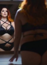 Lucy V Shooting In Sexy Black Lingerie