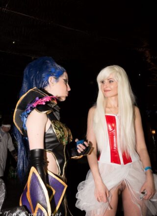 Jeny Smith - High Heels Upskirt Flashing At Cosplay Event