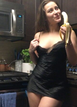 Dani Daniels - Midnight Snack