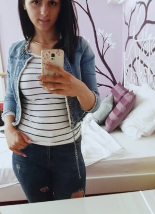 Eve Thompson - But First Selfie