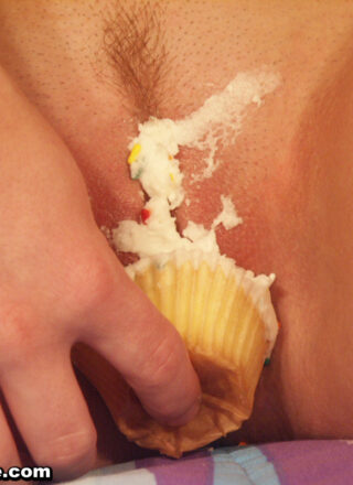 Sexy Pattycake - Eat My Pussy