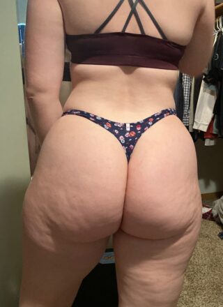 FanCentro: College Cutie Sexy Snaps