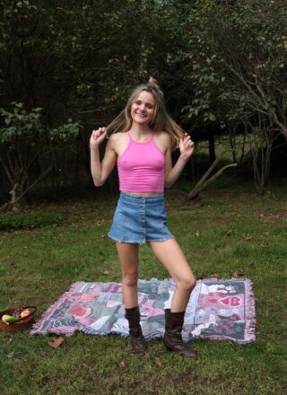 Addee Kate in Tumbler 16