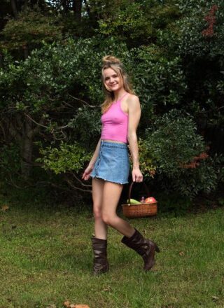 Addee Kate in Tumbler 8