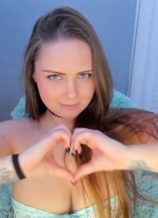 Bailey Knox - Sheer Blue Vibrations 1
