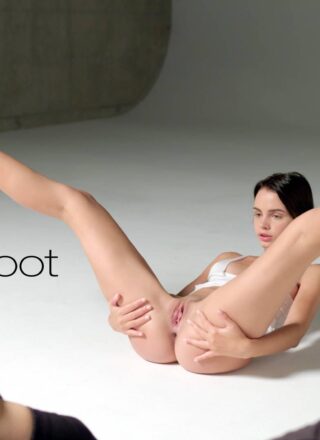 Hegre: Ariel - Nude Shoot