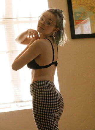 Zishy: Vonnie Bean Busty Alt Girl 3