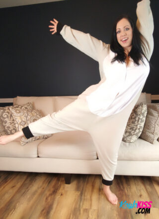 Kayla Kiss - Sexy Pajama Candids 3