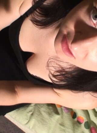 Mayas Handjobs: 2 cumshots and facial