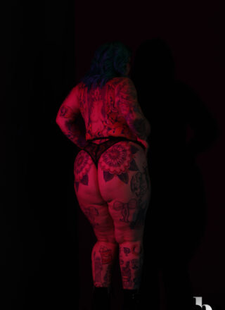 Nothing But Curves: Galda Lou - 8