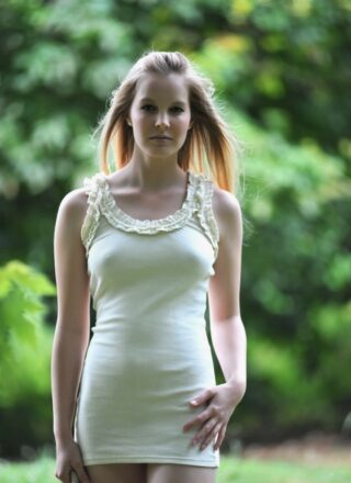 Girlfolio: Rose  - A Walk In The Park 2