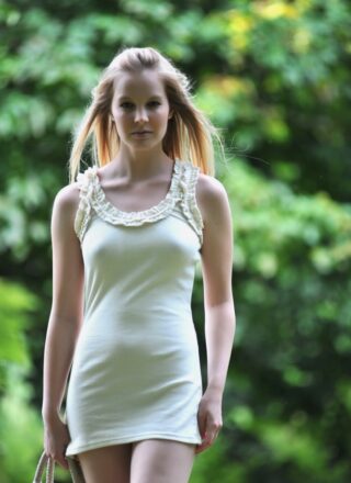 Girlfolio: Rose  - A Walk In The Park 1