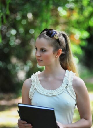 Girlfolio: Rose  - A Walk In The Park 8