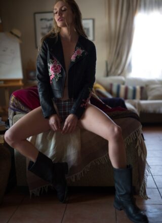 Girlfolio: Anuska  - Biker Boots 2