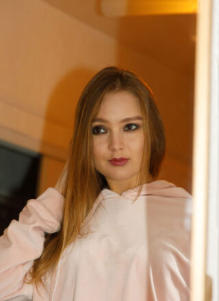 Zishy: Isabella Herzog in Pantyhose 2