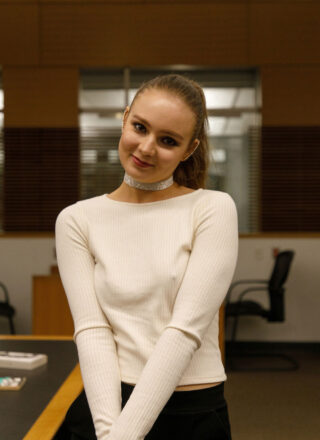 Zishy: Isabella Herzog in Pantyhose 4