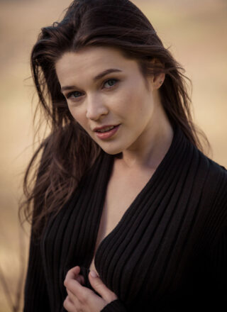 Zishy: Serena J Firm Natural Brunette 1