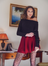 Zishy: Isabela De Laa Red Skirt and Fishnet 1