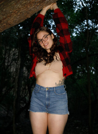 Zishy: Cheney Gunn - Sexy Shorts
