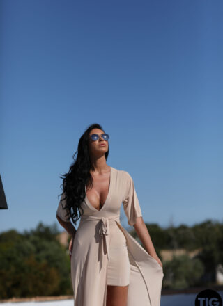 This Is Glamour: Anya Leigh - 3