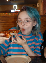 Zishy: Vonnie Bean Likes Pizza 6