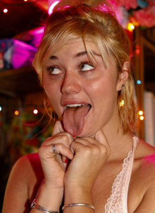 Zishy: Luna Fey Cute Blonde 5
