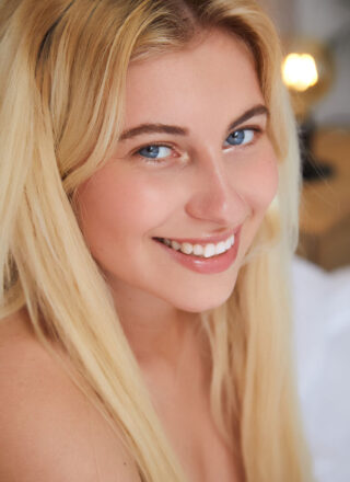 Zishy: Lilly Bella Petite Natural Blonde 7