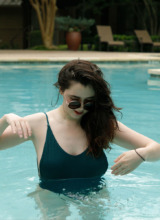 Zishy: Ophelia Palantine Cools Down in the Pool 6