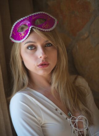 Girlfolio: Chloe Toy - Double Trouble 12