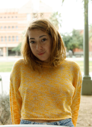 Zishy: Sara & Brandy College Friends 2
