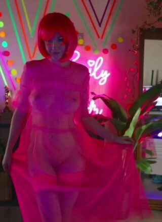 Emily Bloom - Blacklight