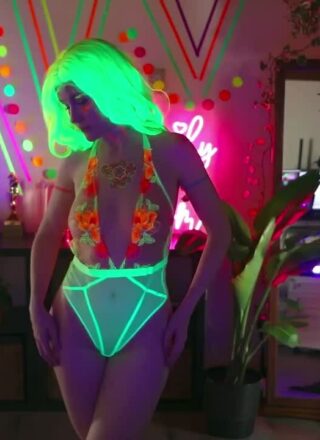 Emily Bloom - Blacklight