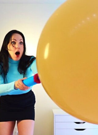 Kayla Kiss - I Pumped Up Her Tits and Now I'm the Overinflated One